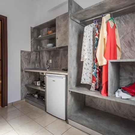 Apartamento Play On The Adamantas (Milos)