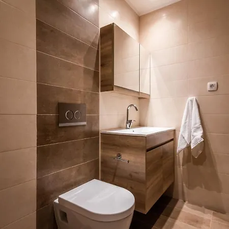 Play On The * Adamantas (Milos)