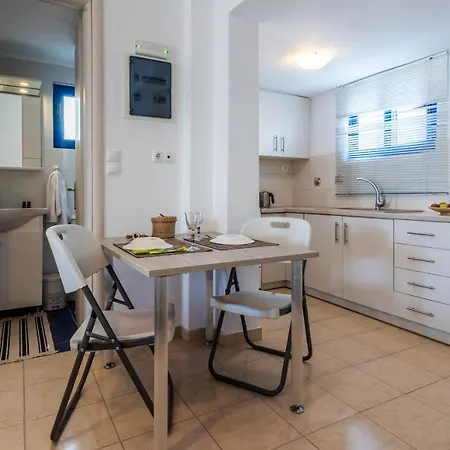 Play On The Adamantas (Milos)