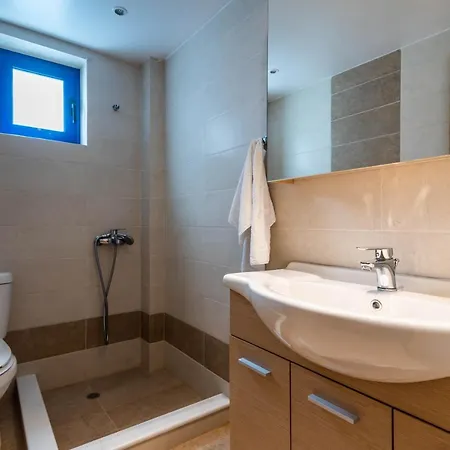 Play On The דירה