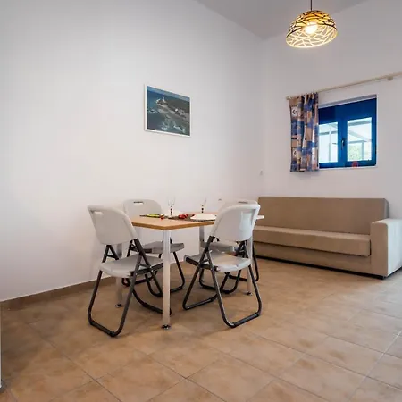 Apartment Play On The Adamantas (Milos)