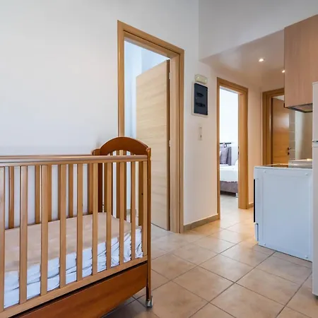 Play On The Adamantas (Milos)