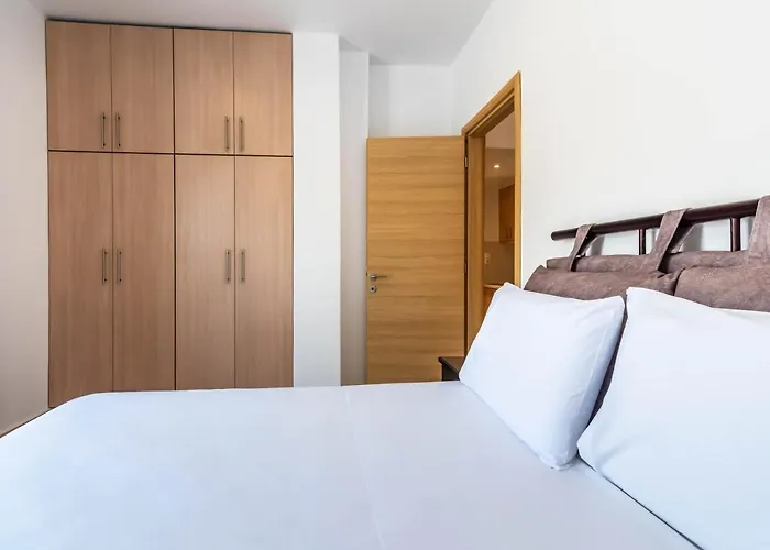 Play On The Appartement Adamantas (Milos)