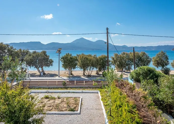 Play On The Appartement Adamantas (Milos)